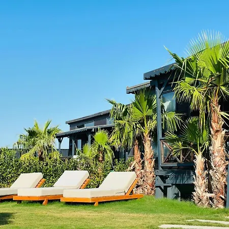 Flu Alacati Tiny House Szálloda *